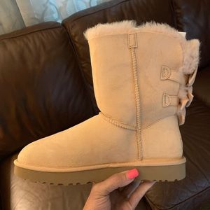 Ugg Bailey Bow Boots Size 10